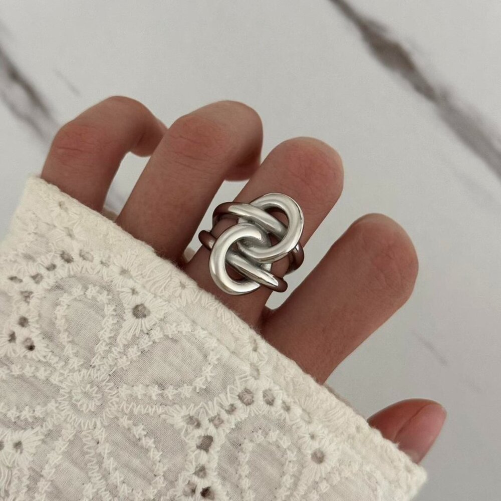 SKU:0282 Retro Silver Bow Women Casual Fashion‎ Ring Stainless steel + gift box